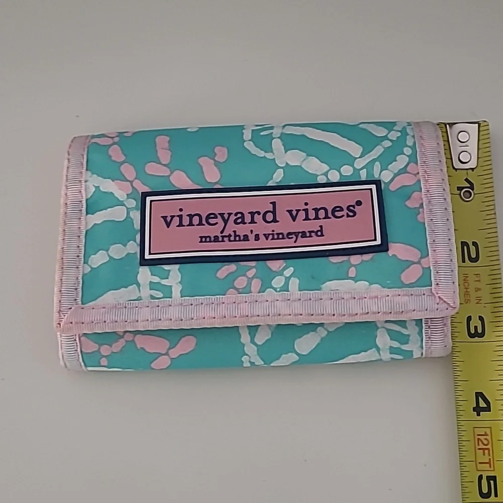 Vineyard Vines Tri Fold Wallet In Martha's Vineyard Print